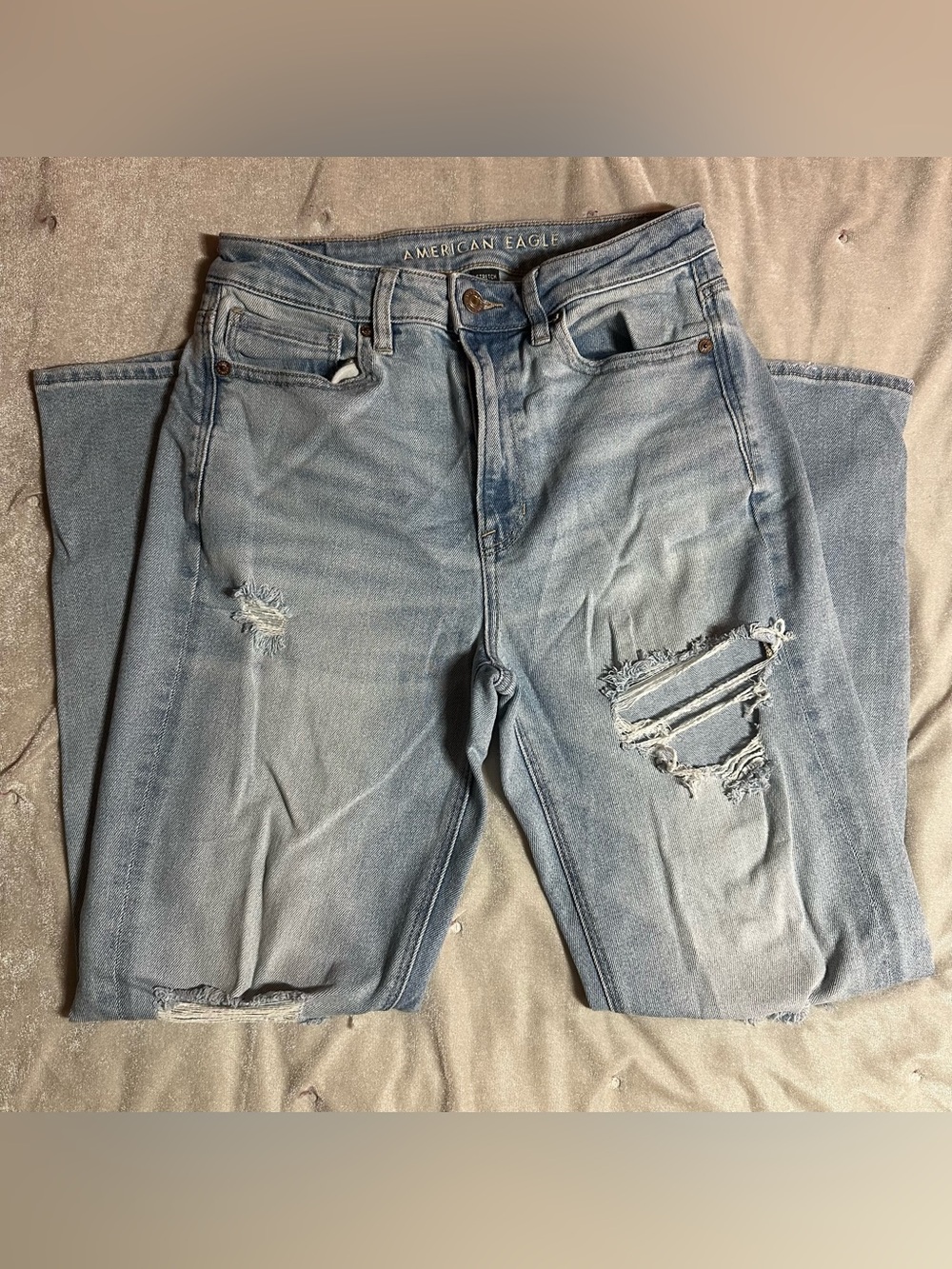 American Eagle Outfitters Light Wash Distressed Boyfriend Jeans